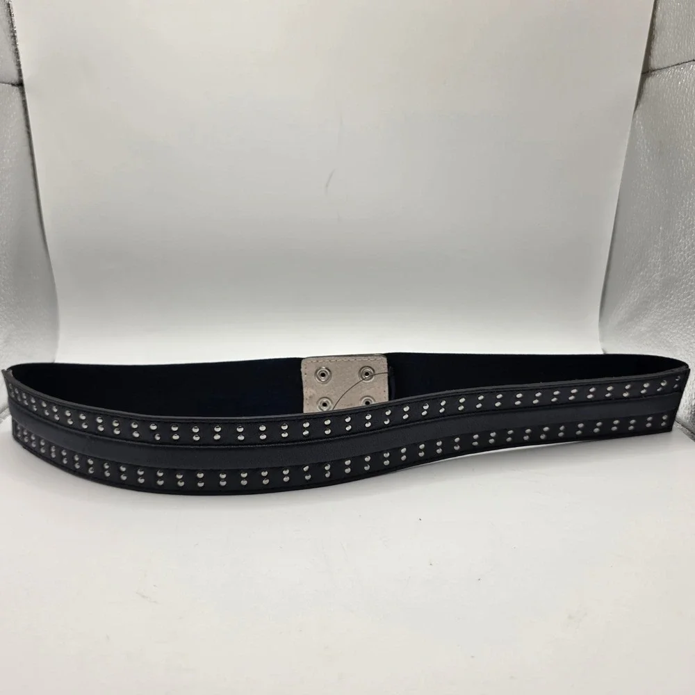 White House Black Market Navy Blue Studded Leather Elastic Waist Belt Size M NEW